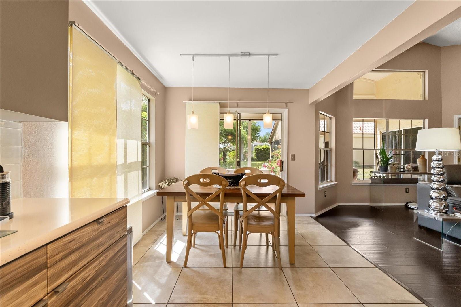 Image 14 of 37 For 618 Via Milano