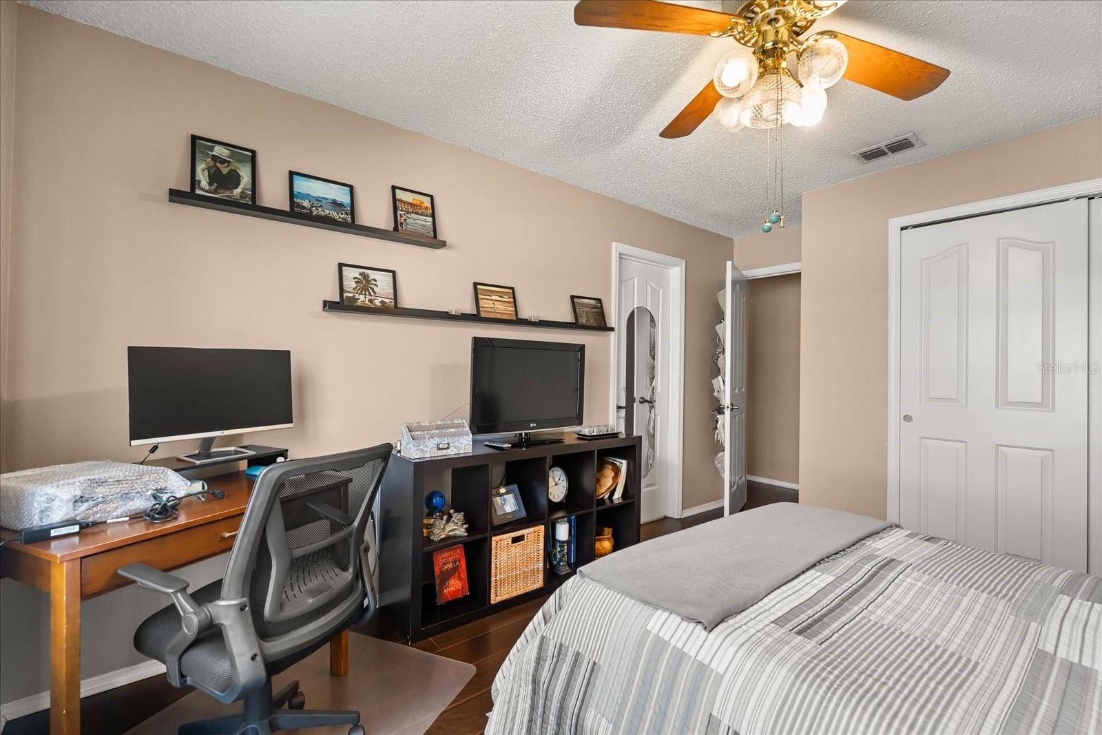 Image 26 of 37 For 618 Via Milano