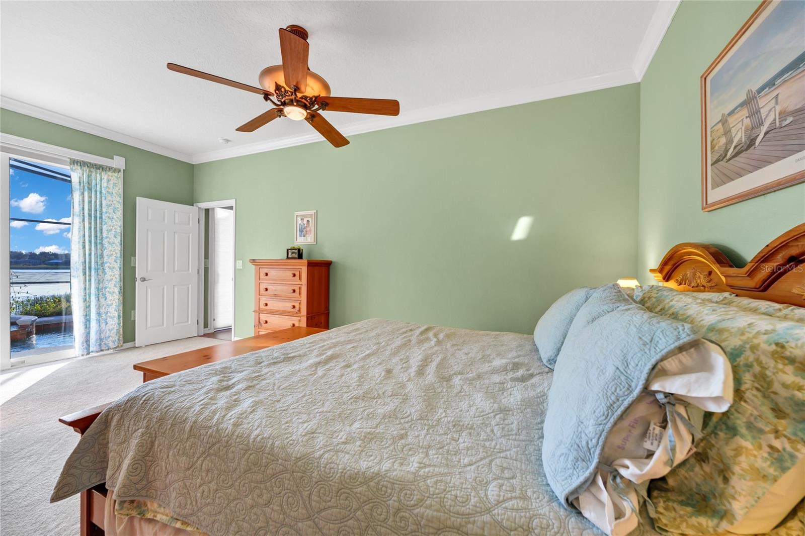 Image 23 of 54 For 911 Shawna Shores