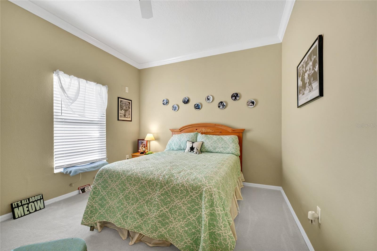 Image 27 of 54 For 911 Shawna Shores