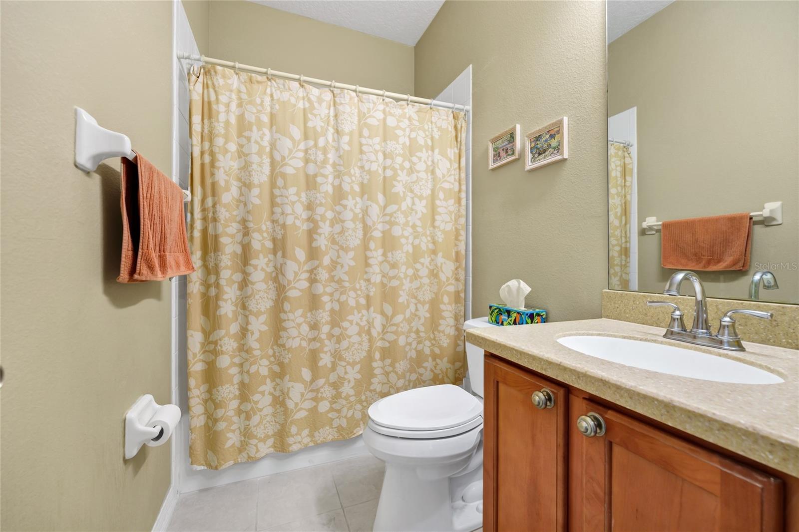 Image 28 of 54 For 911 Shawna Shores