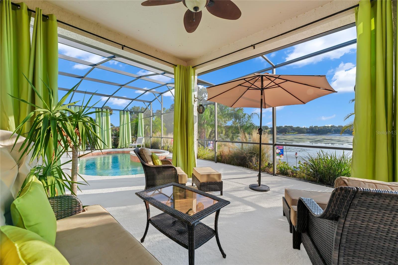 Image 31 of 54 For 911 Shawna Shores