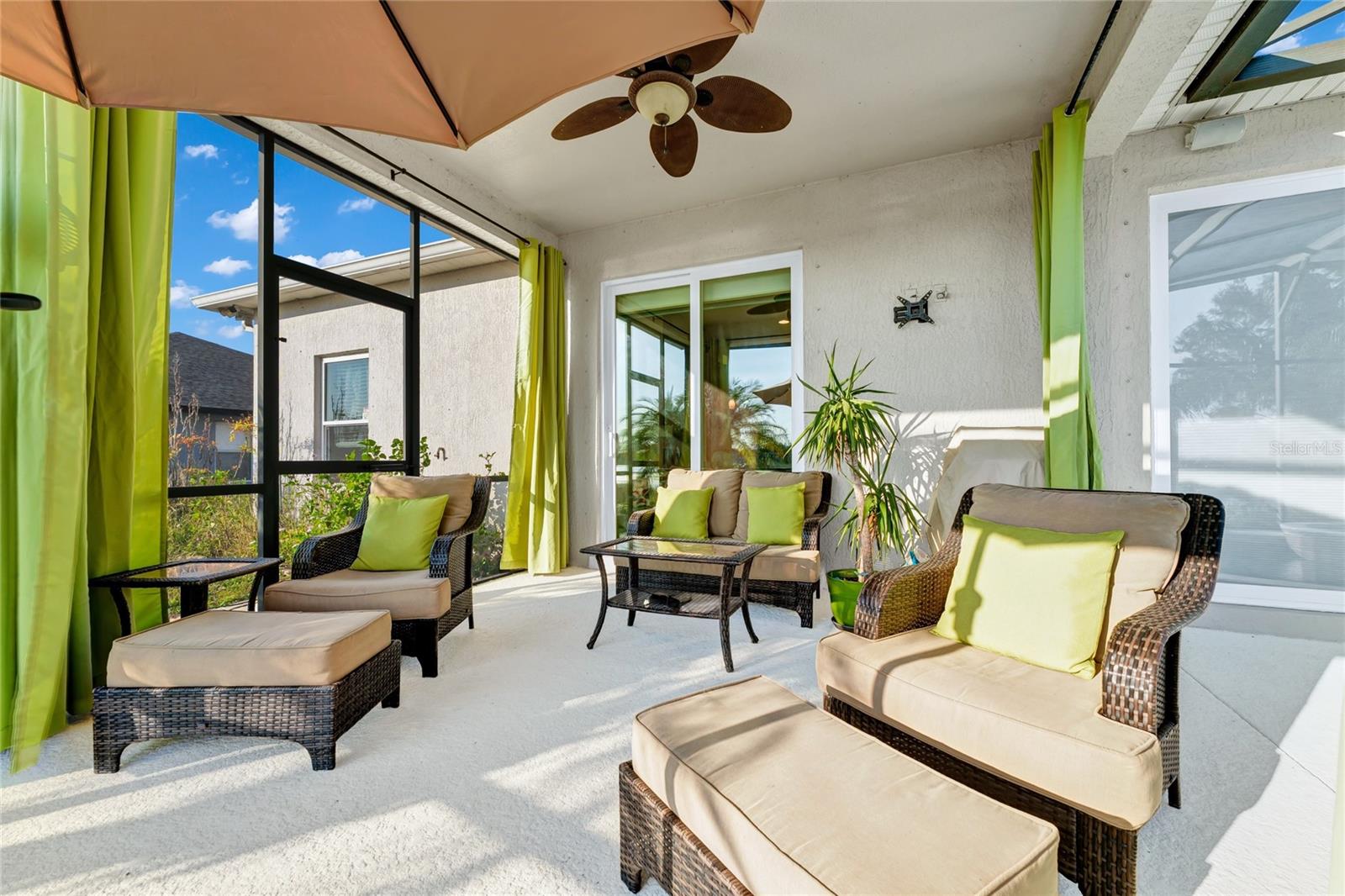 Image 32 of 54 For 911 Shawna Shores