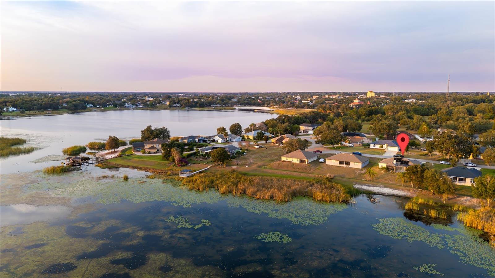 Image 52 of 54 For 911 Shawna Shores