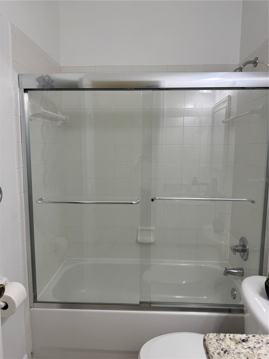 Image 17 of 19 For 5133 Luna Negra Drive