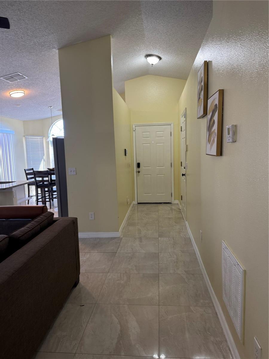 Image 3 of 19 For 5133 Luna Negra Drive