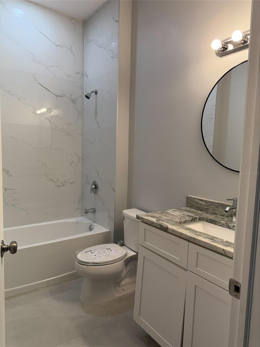 Image 4 of 7 For 1127 Lindsay Way