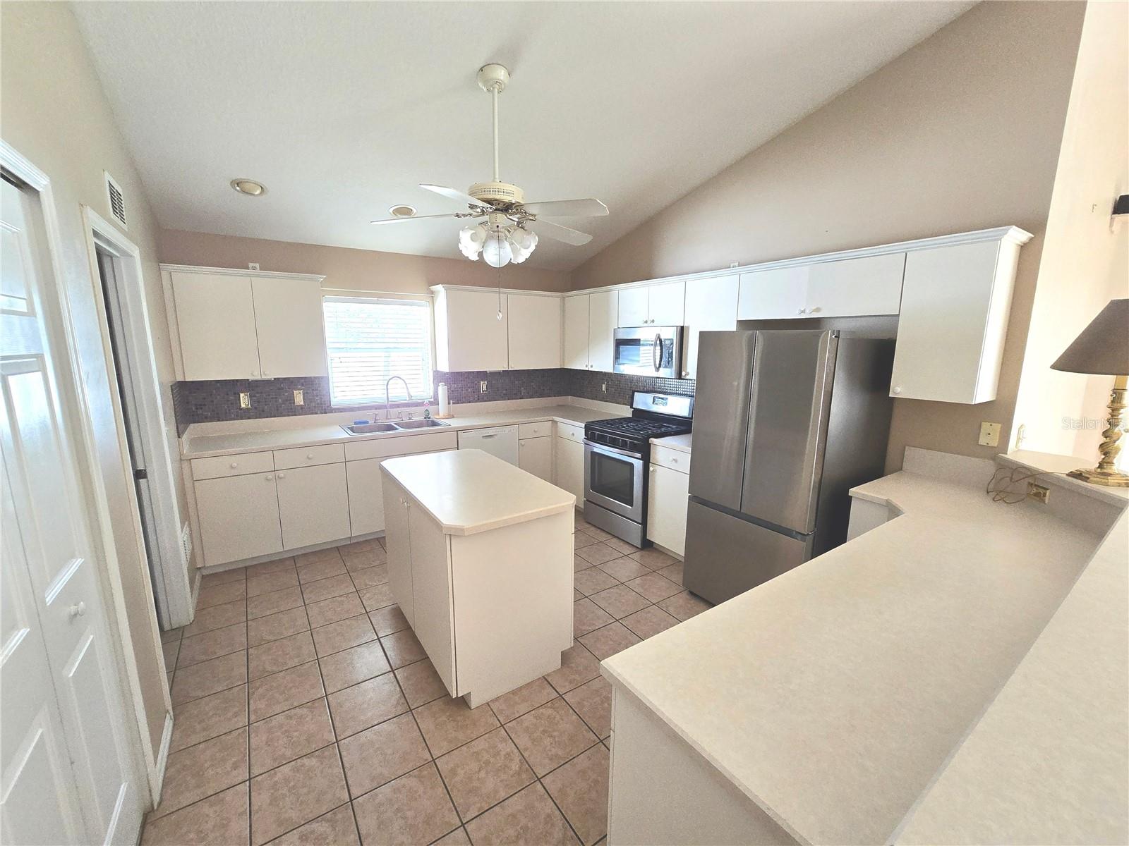 Image 16 of 21 For 752 Citrus Cove Drive