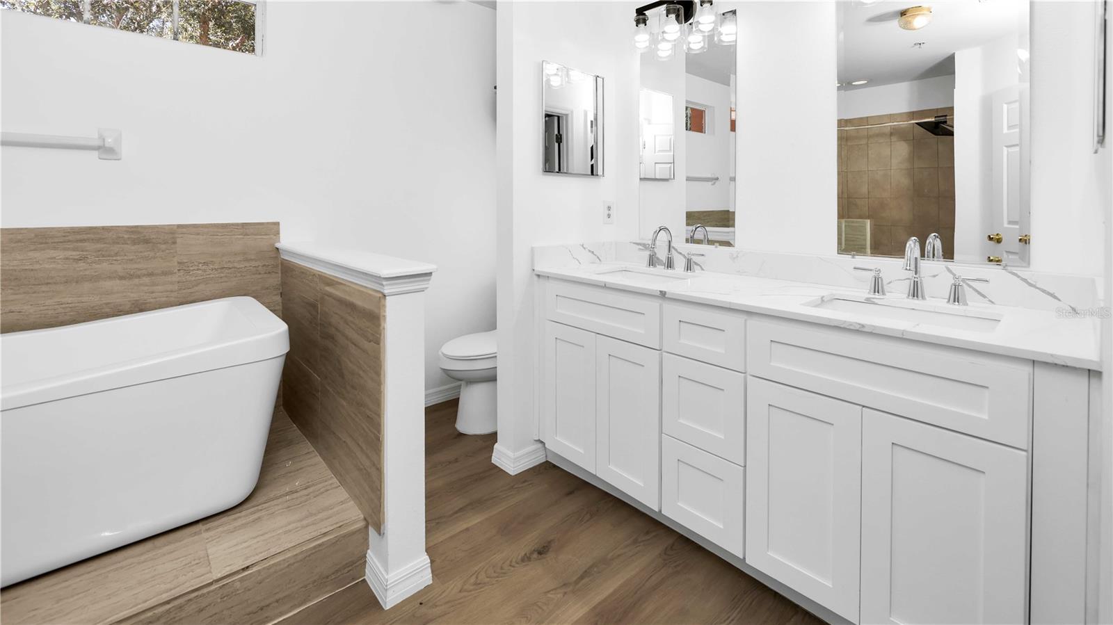 Image 15 of 25 For 1192 Fairway Drive