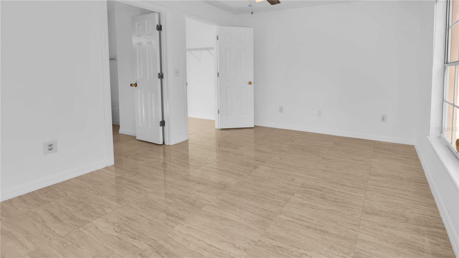 Image 17 of 25 For 1192 Fairway Drive