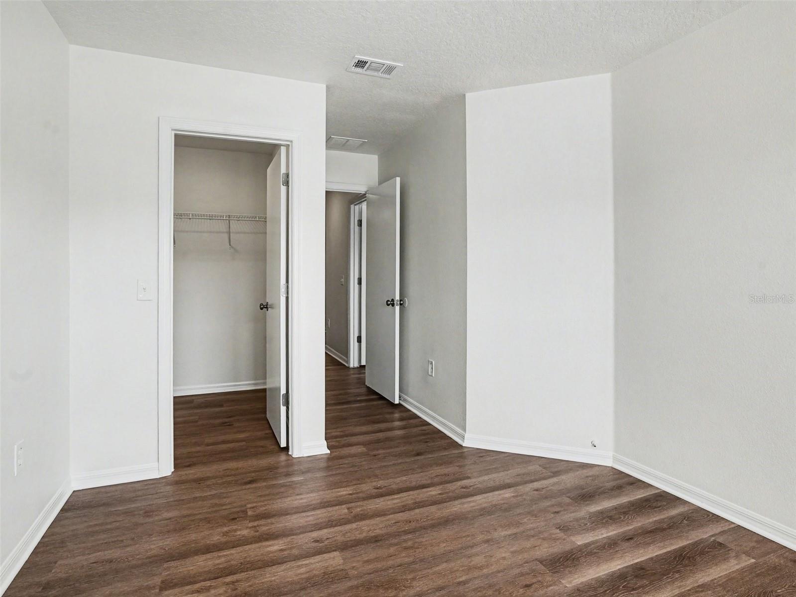 Image 15 of 17 For 2405 Hassonite Street