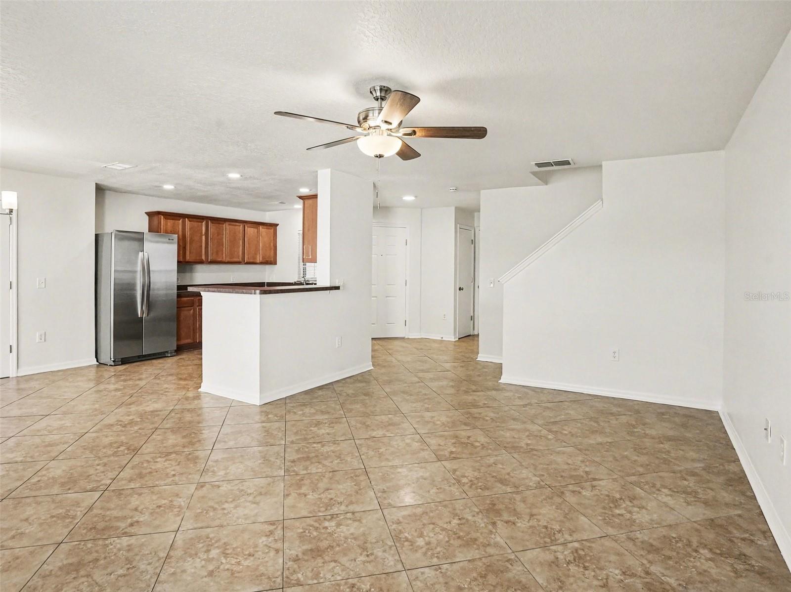 Image 4 of 17 For 2405 Hassonite Street