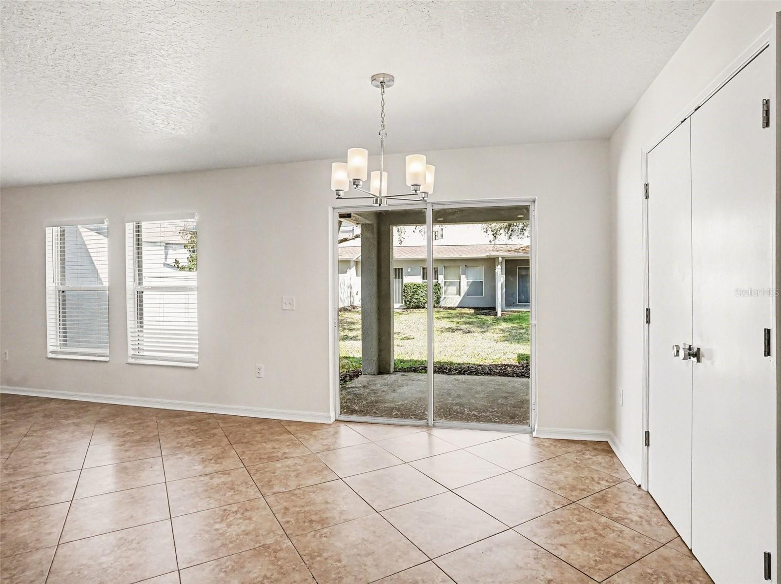 Image 5 of 17 For 2405 Hassonite Street