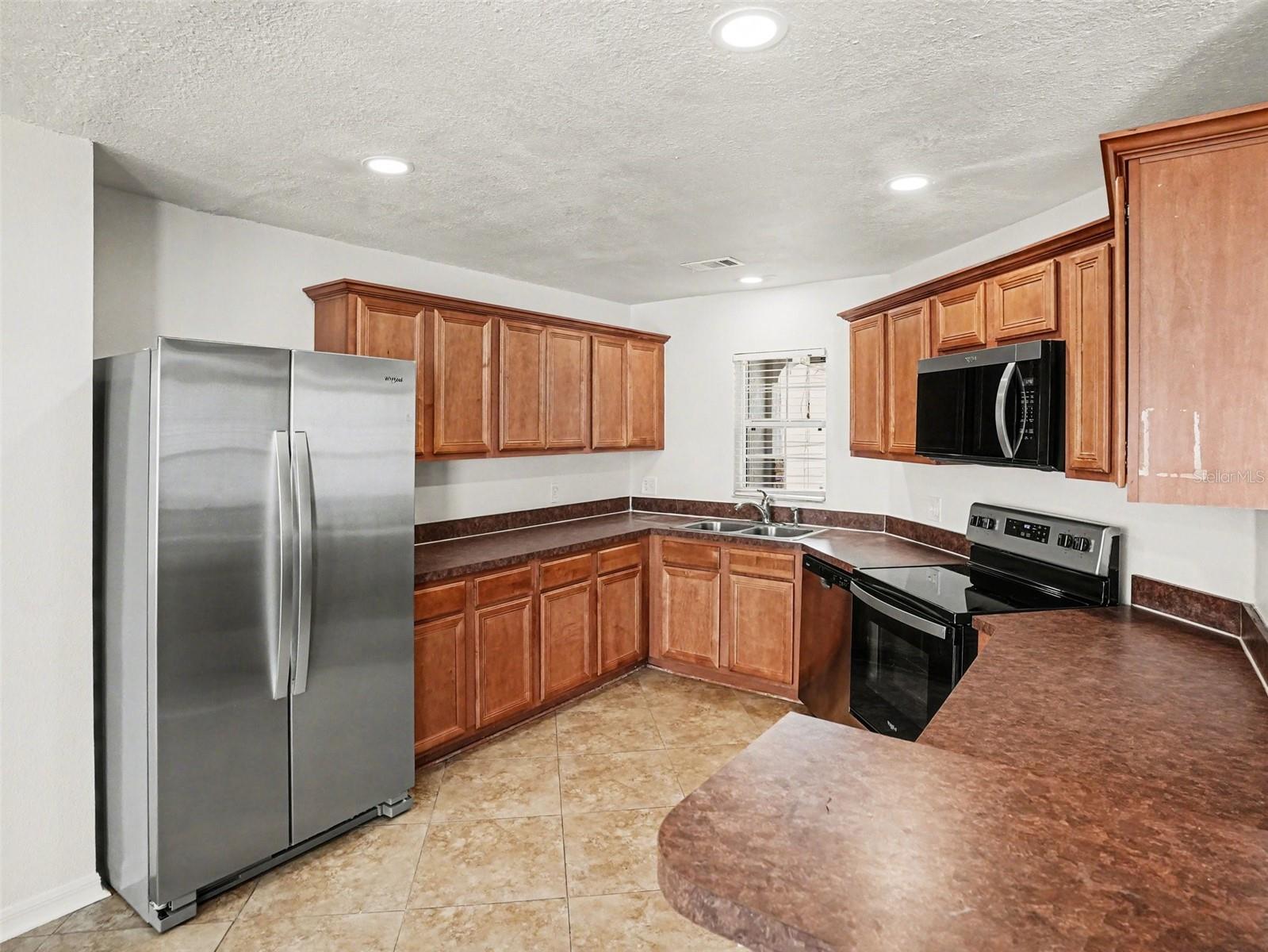 Image 6 of 17 For 2405 Hassonite Street