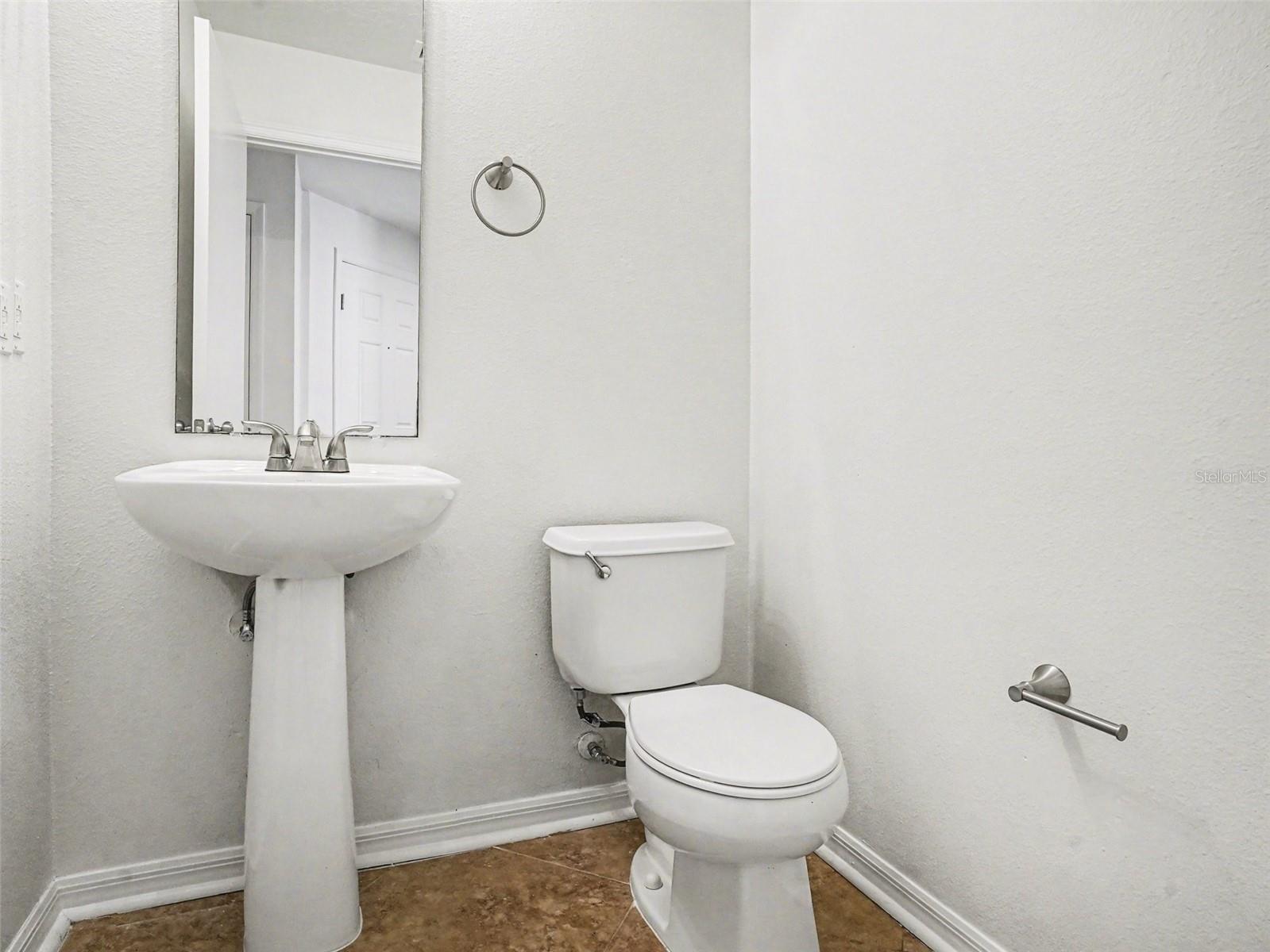 Image 8 of 17 For 2405 Hassonite Street