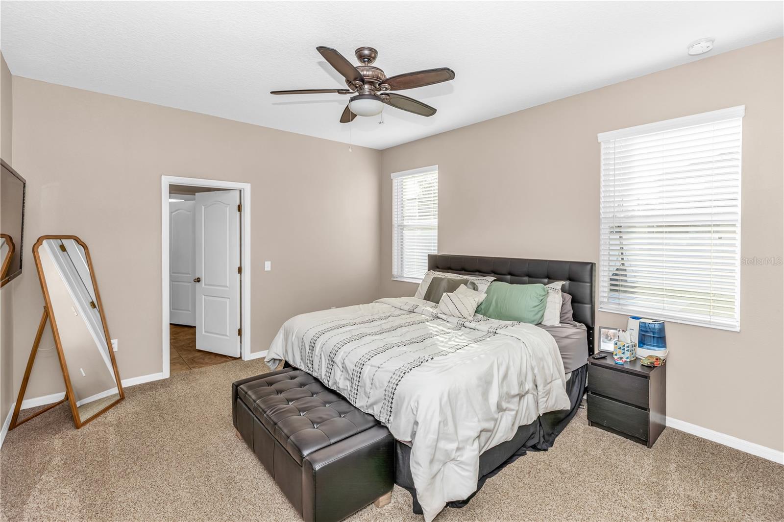 Image 15 of 32 For 15300 Montesino Drive