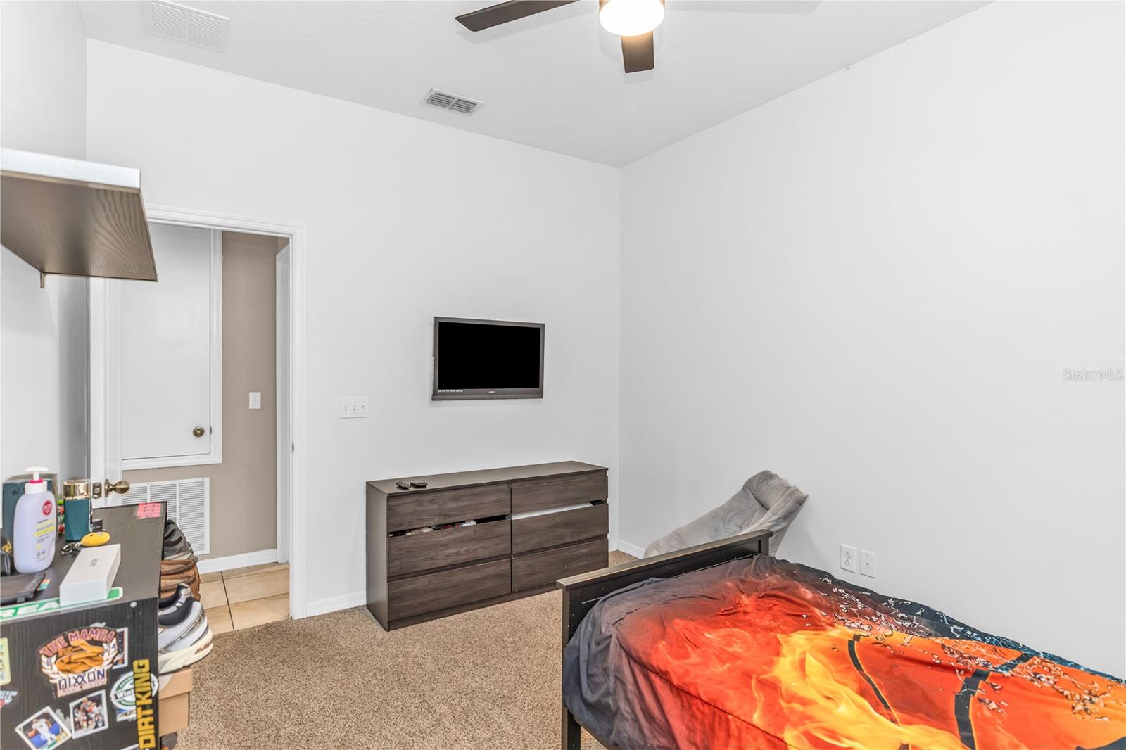 Image 28 of 32 For 15300 Montesino Drive