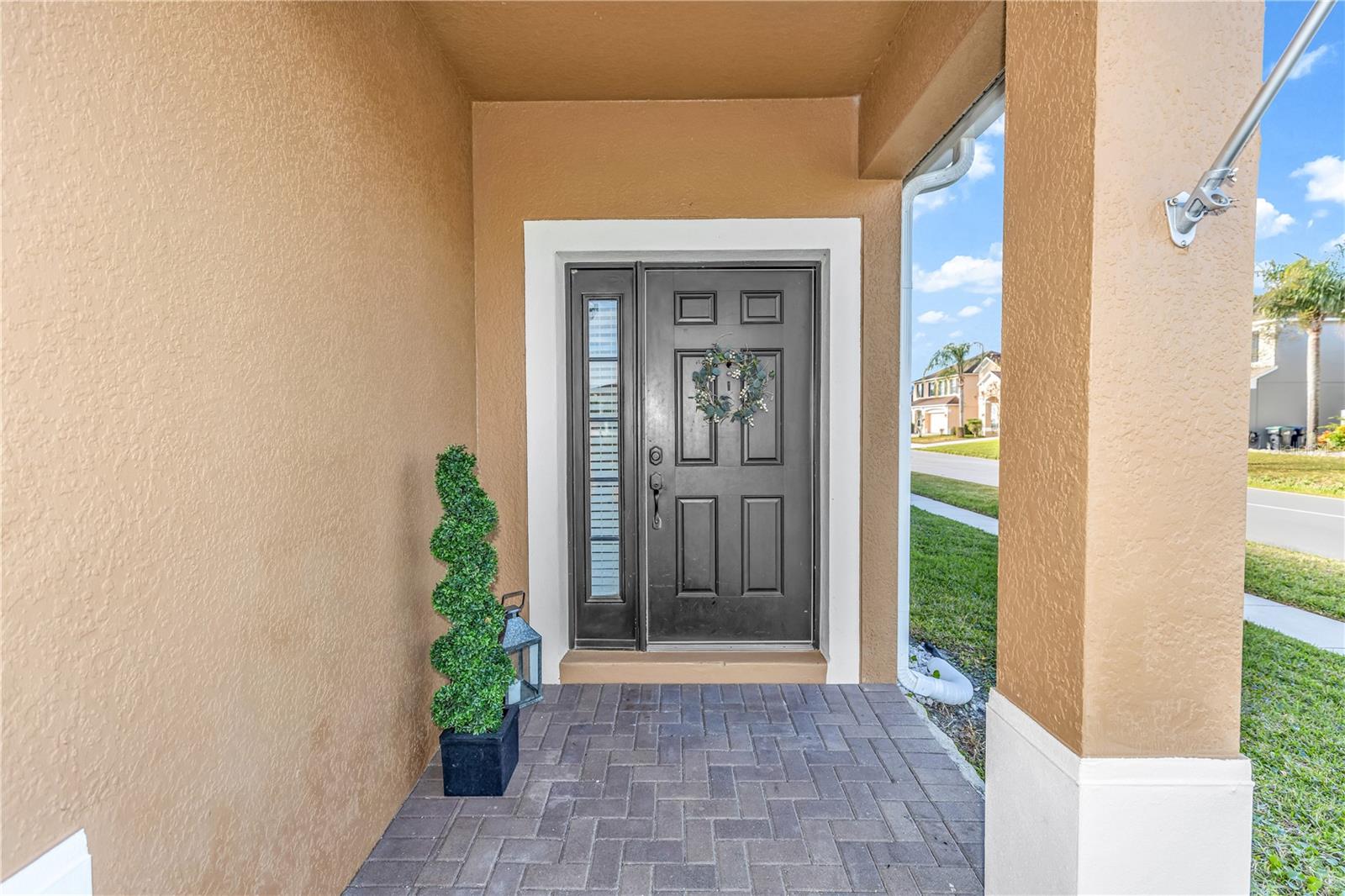 Image 6 of 32 For 15300 Montesino Drive