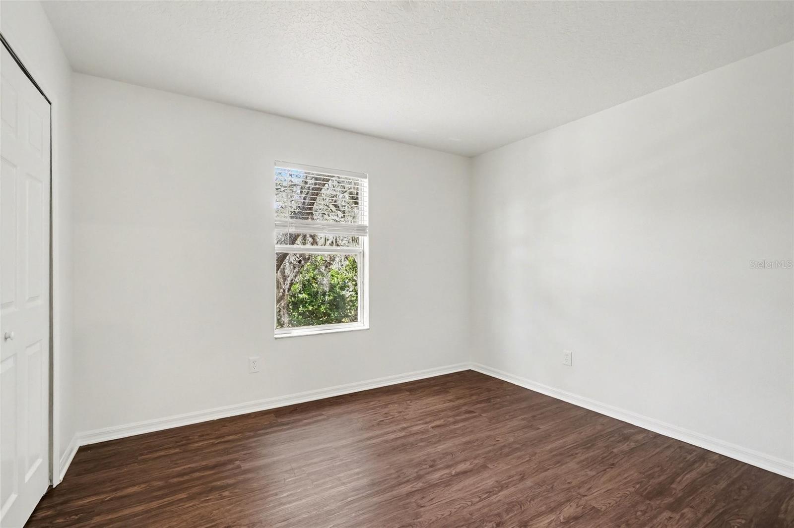 Image 16 of 25 For 1918 Aspenridge Court