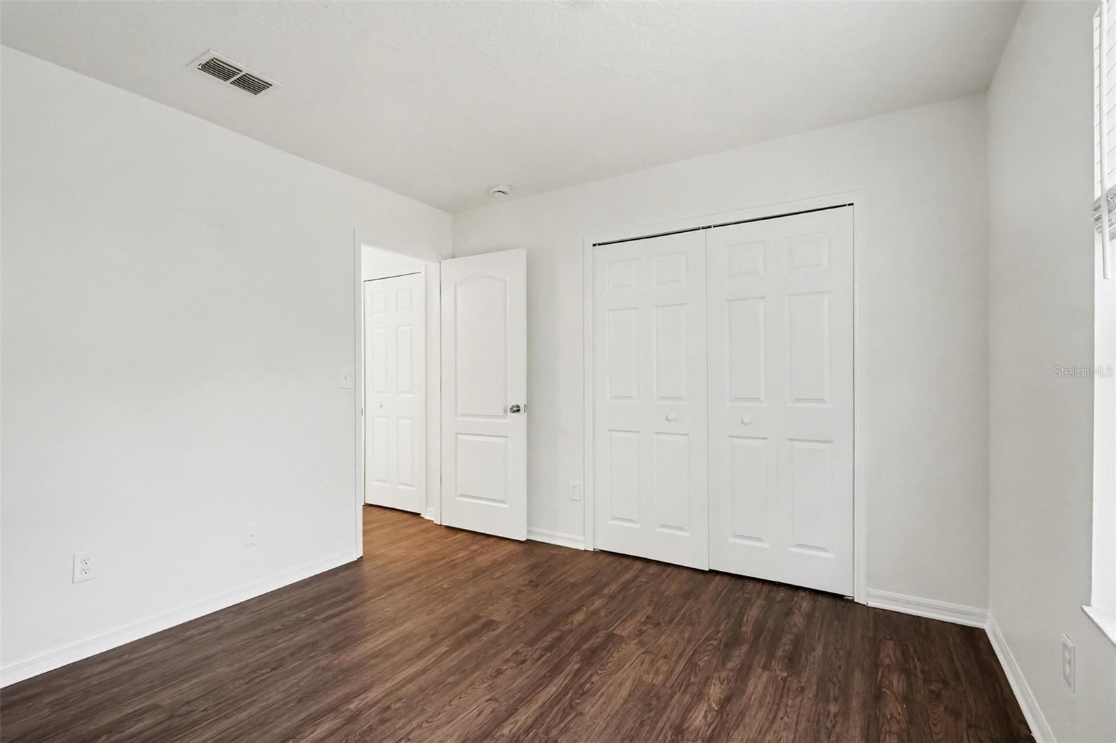 Image 17 of 25 For 1918 Aspenridge Court