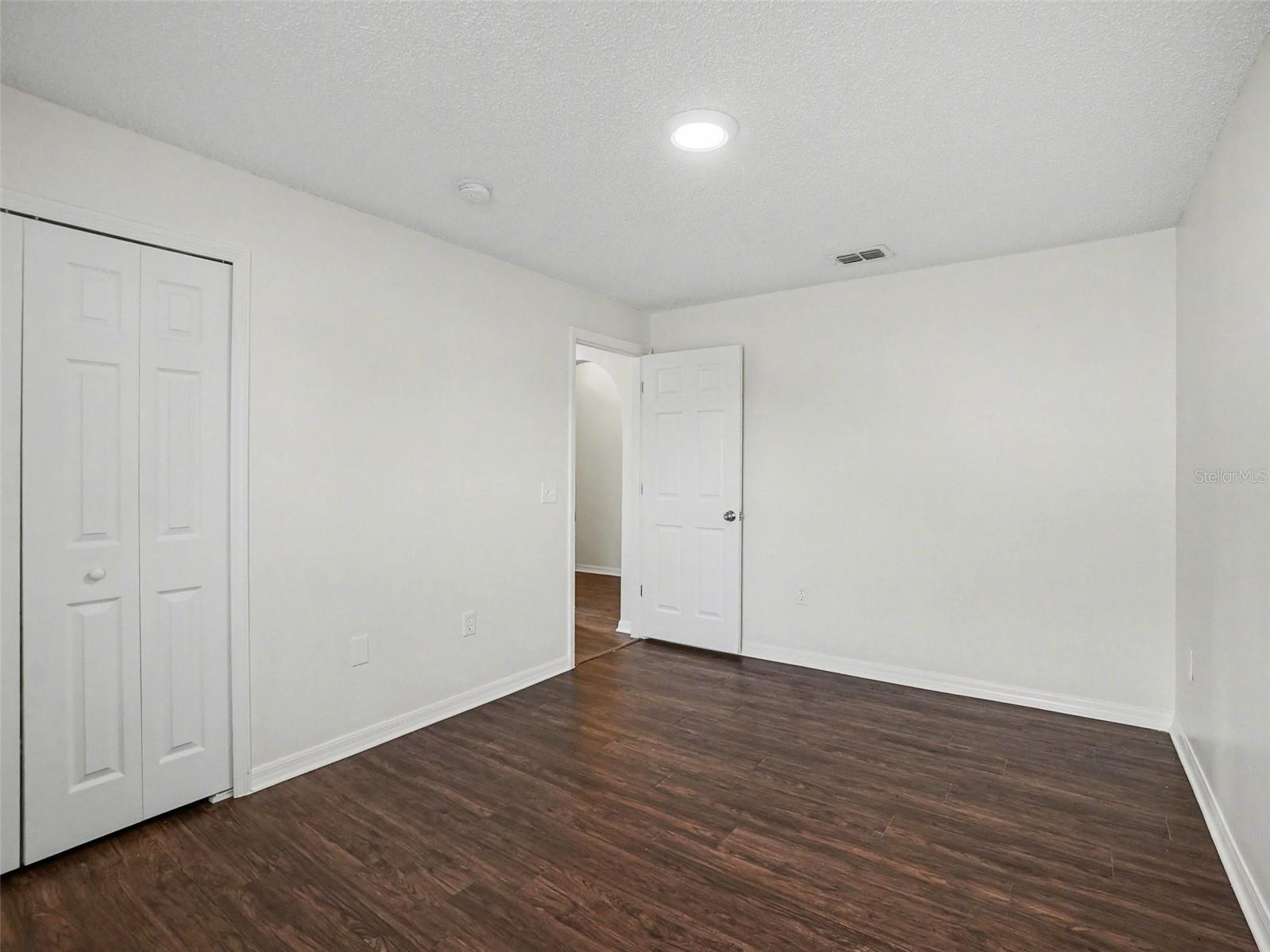 Image 13 of 27 For 16019 Horizon Court