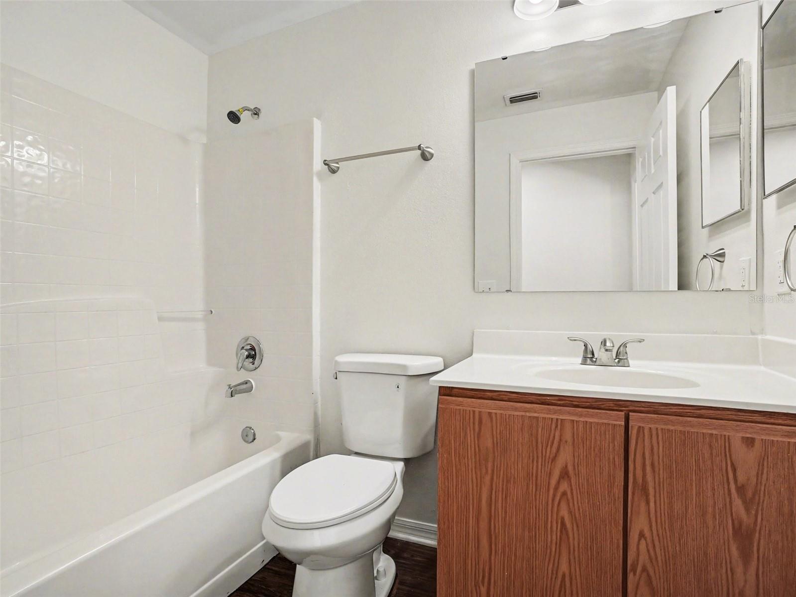 Image 14 of 27 For 16019 Horizon Court