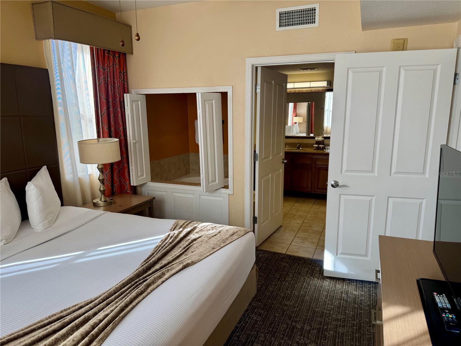 Image 18 of 50 For 12527 Floridays Resort Drive 312e