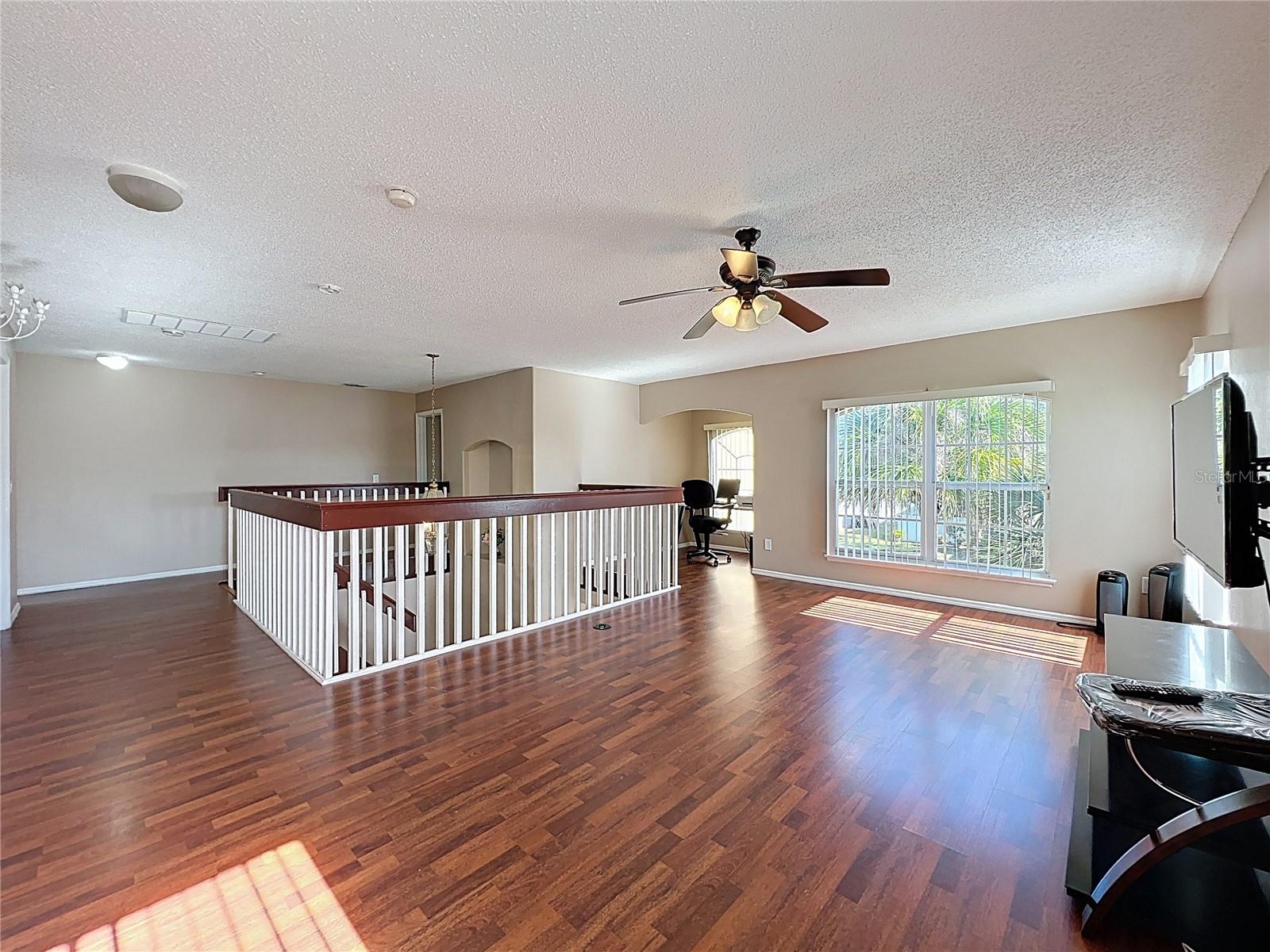 Image 26 of 55 For 15000 Lake Azure Drive