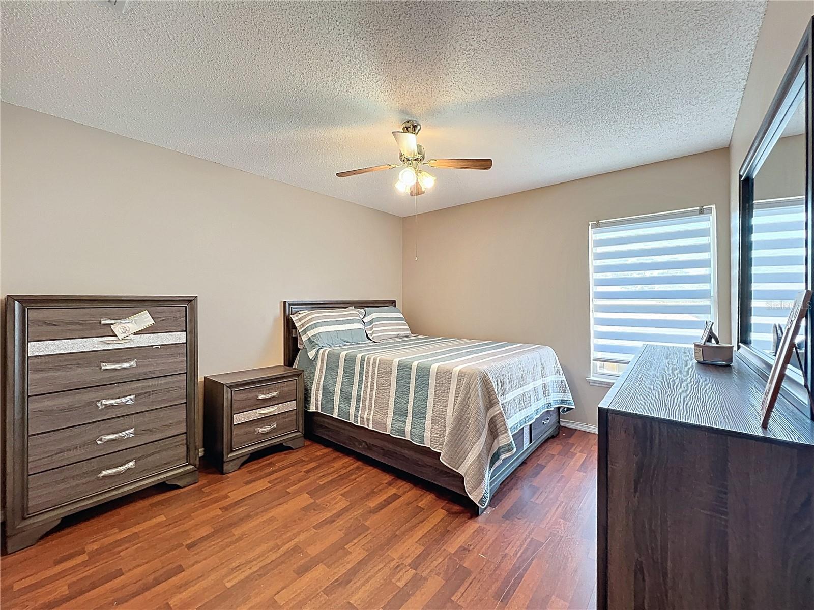 Image 32 of 55 For 15000 Lake Azure Drive