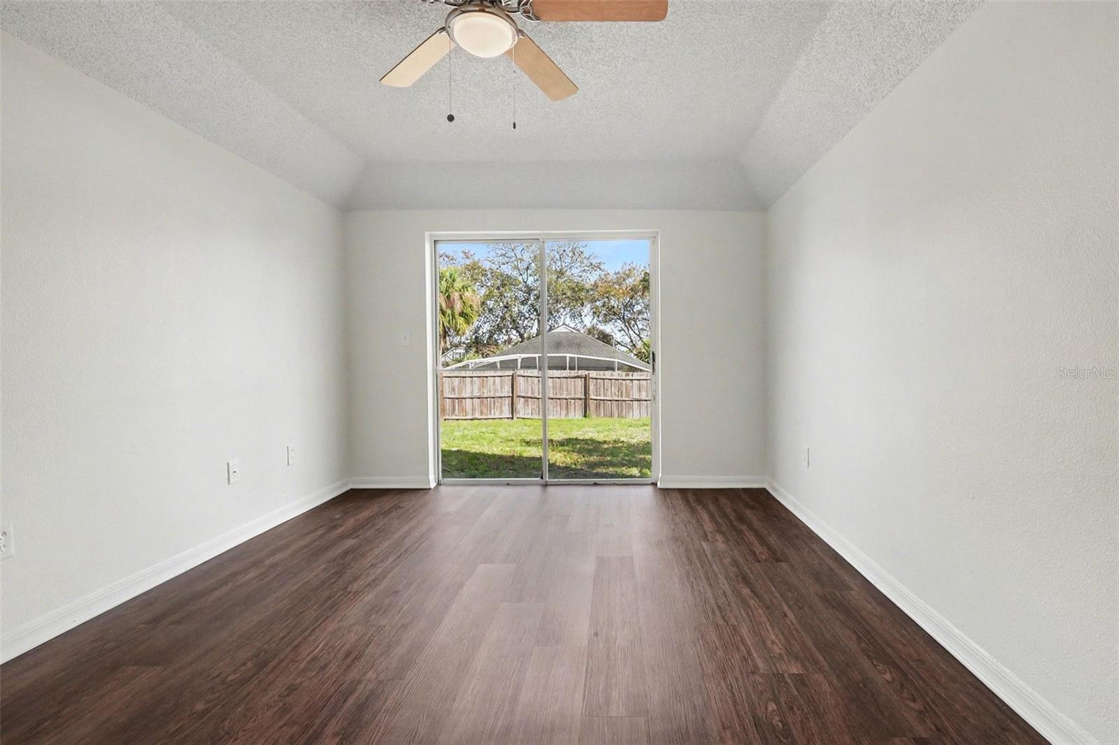 Image 7 of 15 For 210 Belvoir Drive