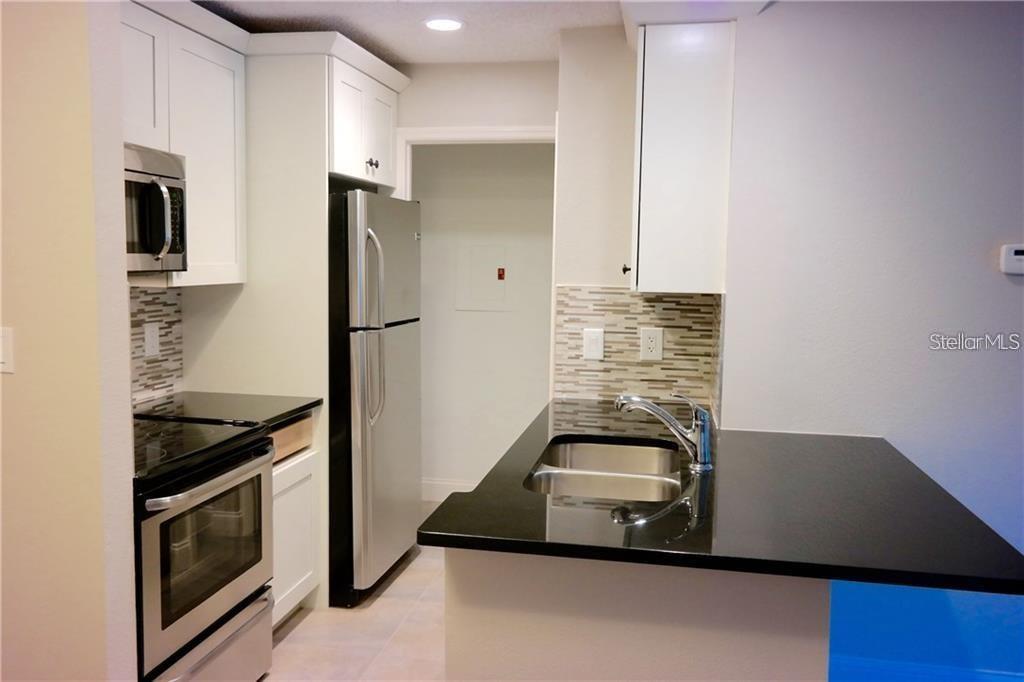 Image 4 of 14 For 224 Afton Square 104