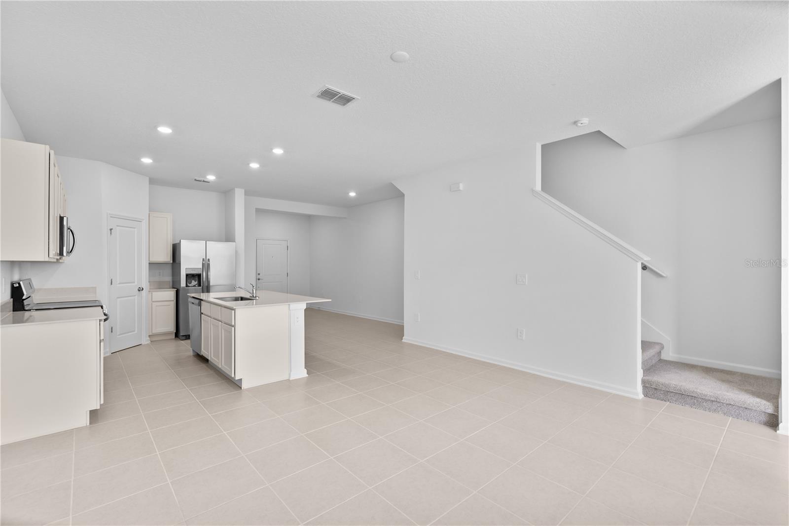 Image 2 of 23 For 624 Poppy Lane