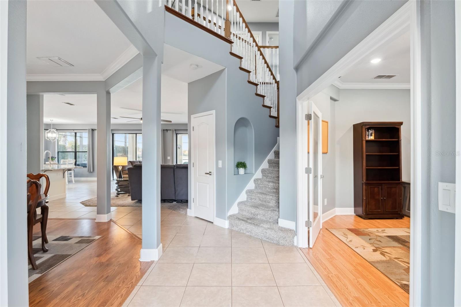 Image 3 of 52 For 5049 Hawks Hammock Way