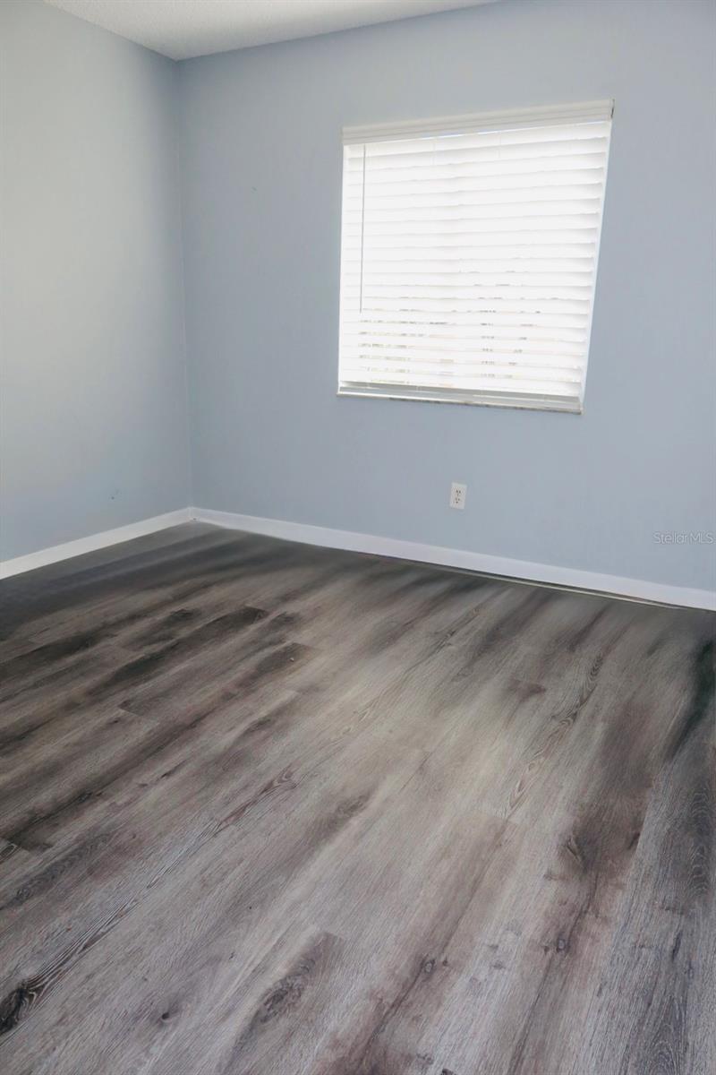 Image 14 of 23 For 2357 Kerridale Street