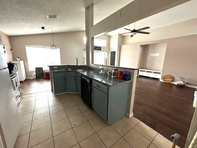 Image 3 of 13 For 954 Durango Loop Street