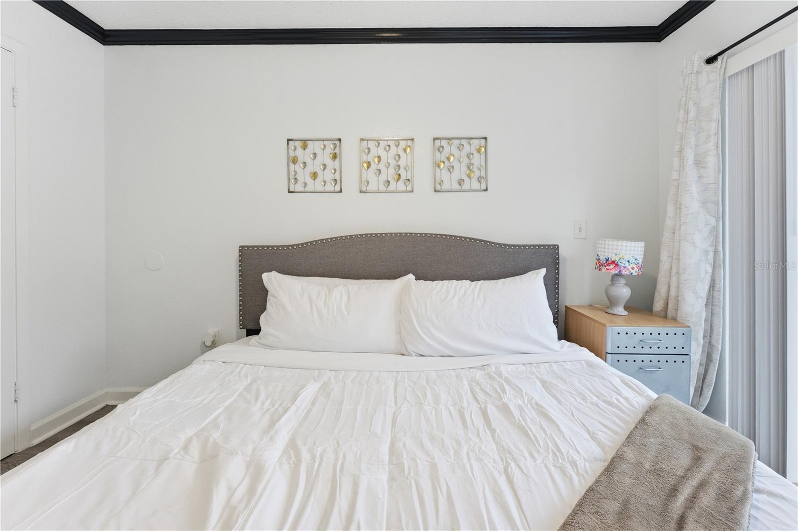 Image 13 of 29 For 139 Oyster Bay Circle 160