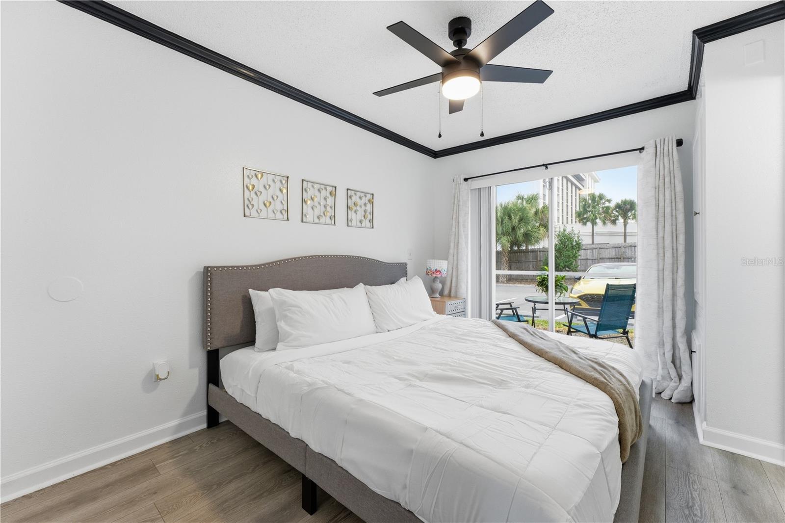 Image 15 of 29 For 139 Oyster Bay Circle 160