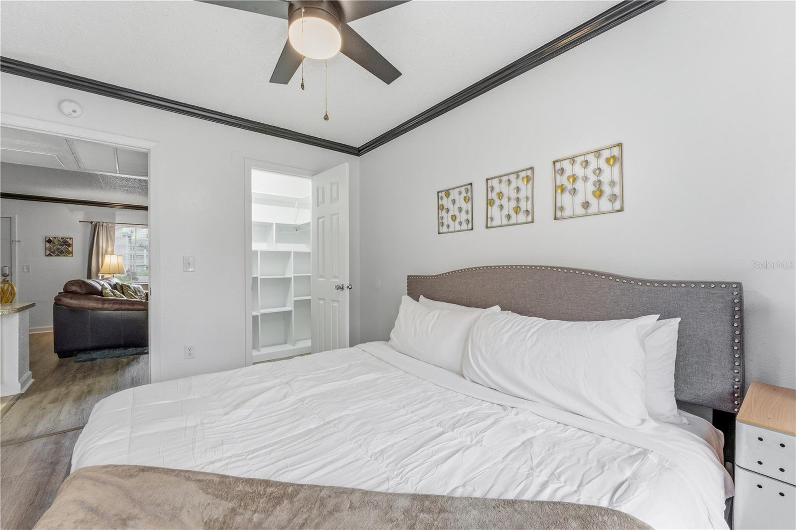 Image 16 of 29 For 139 Oyster Bay Circle 160