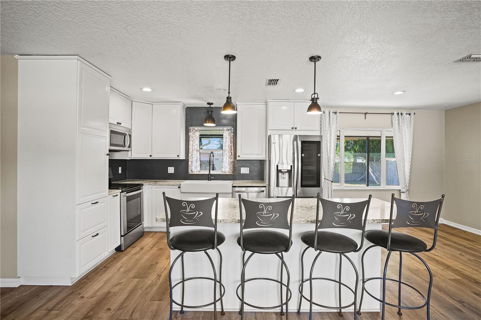 Image 11 of 47 For 4146 Thomassa Court