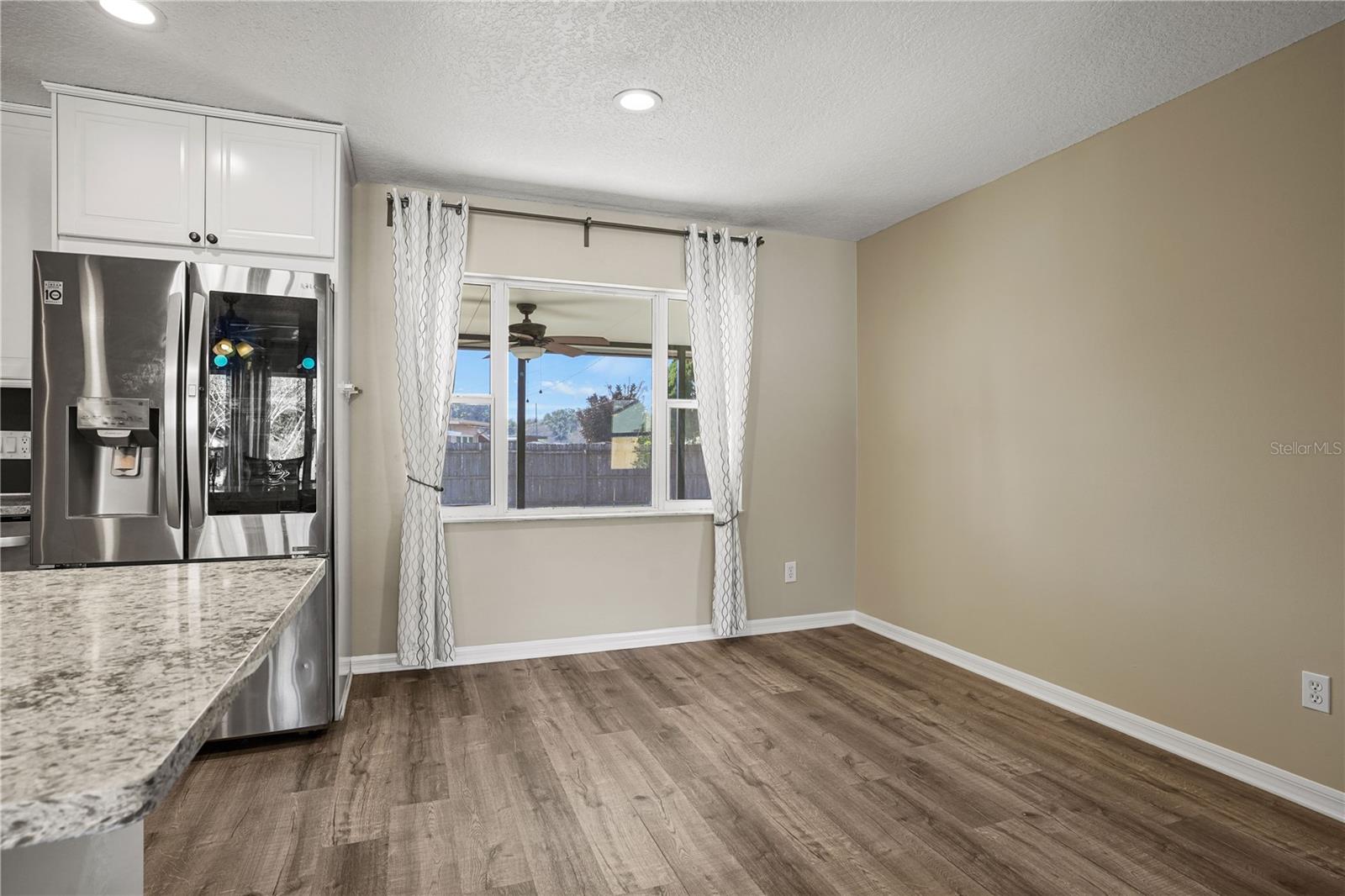 Image 17 of 47 For 4146 Thomassa Court