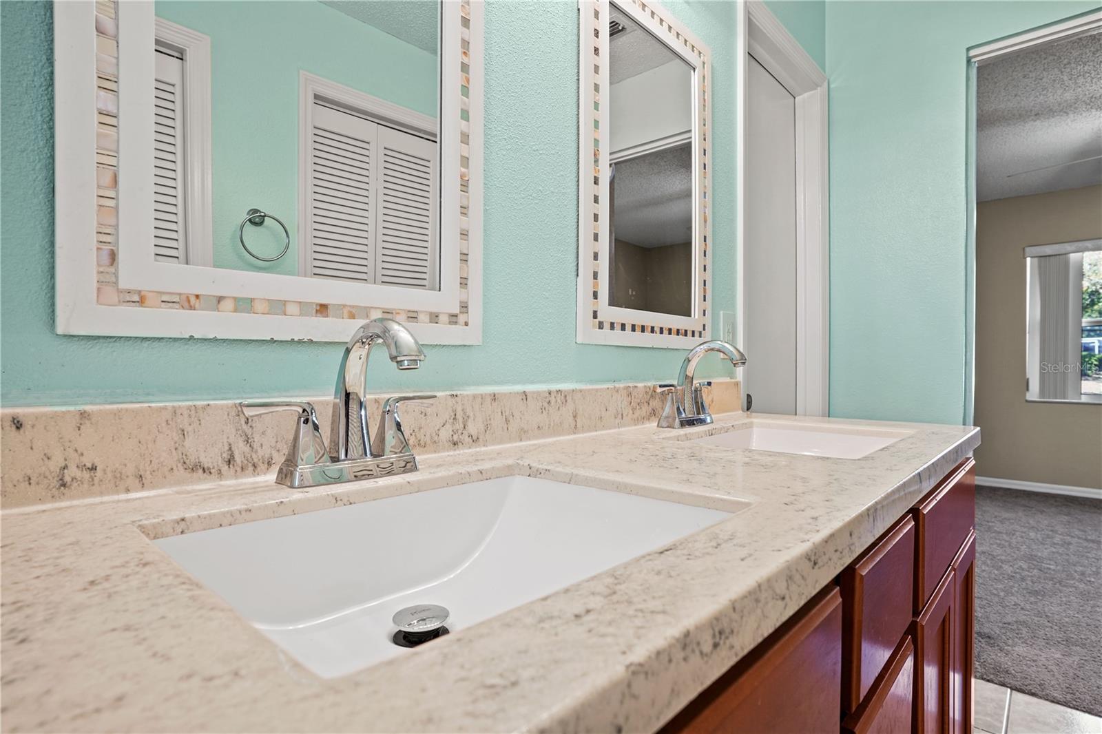 Image 29 of 47 For 4146 Thomassa Court