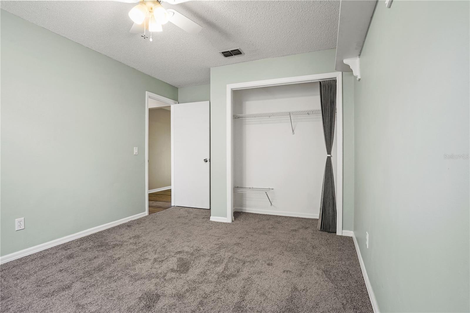 Image 32 of 47 For 4146 Thomassa Court