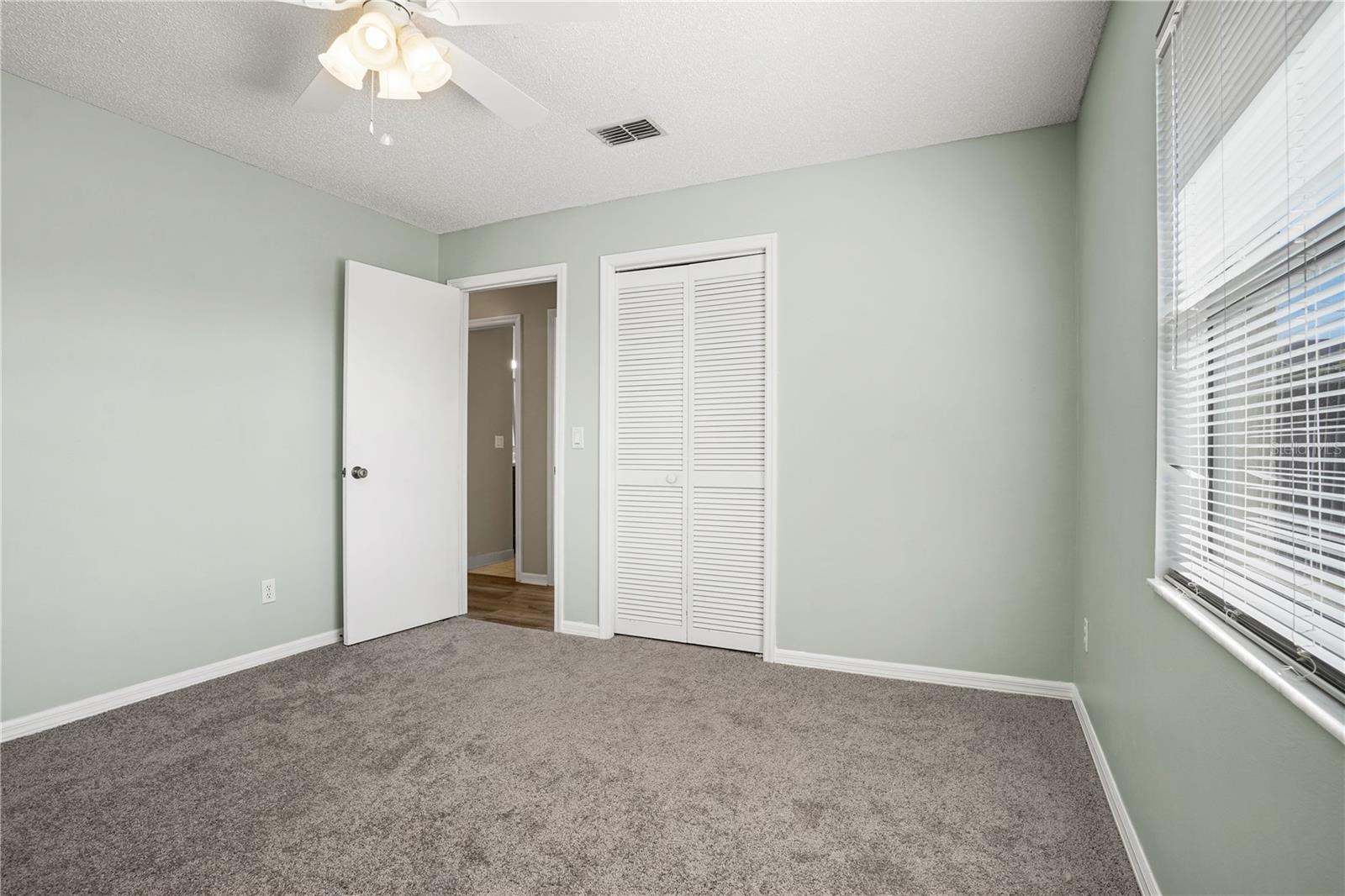 Image 36 of 47 For 4146 Thomassa Court