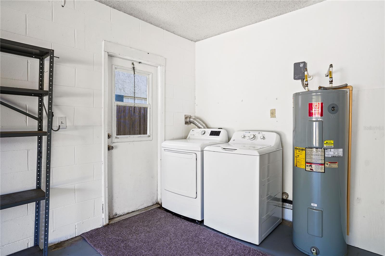 Image 37 of 47 For 4146 Thomassa Court