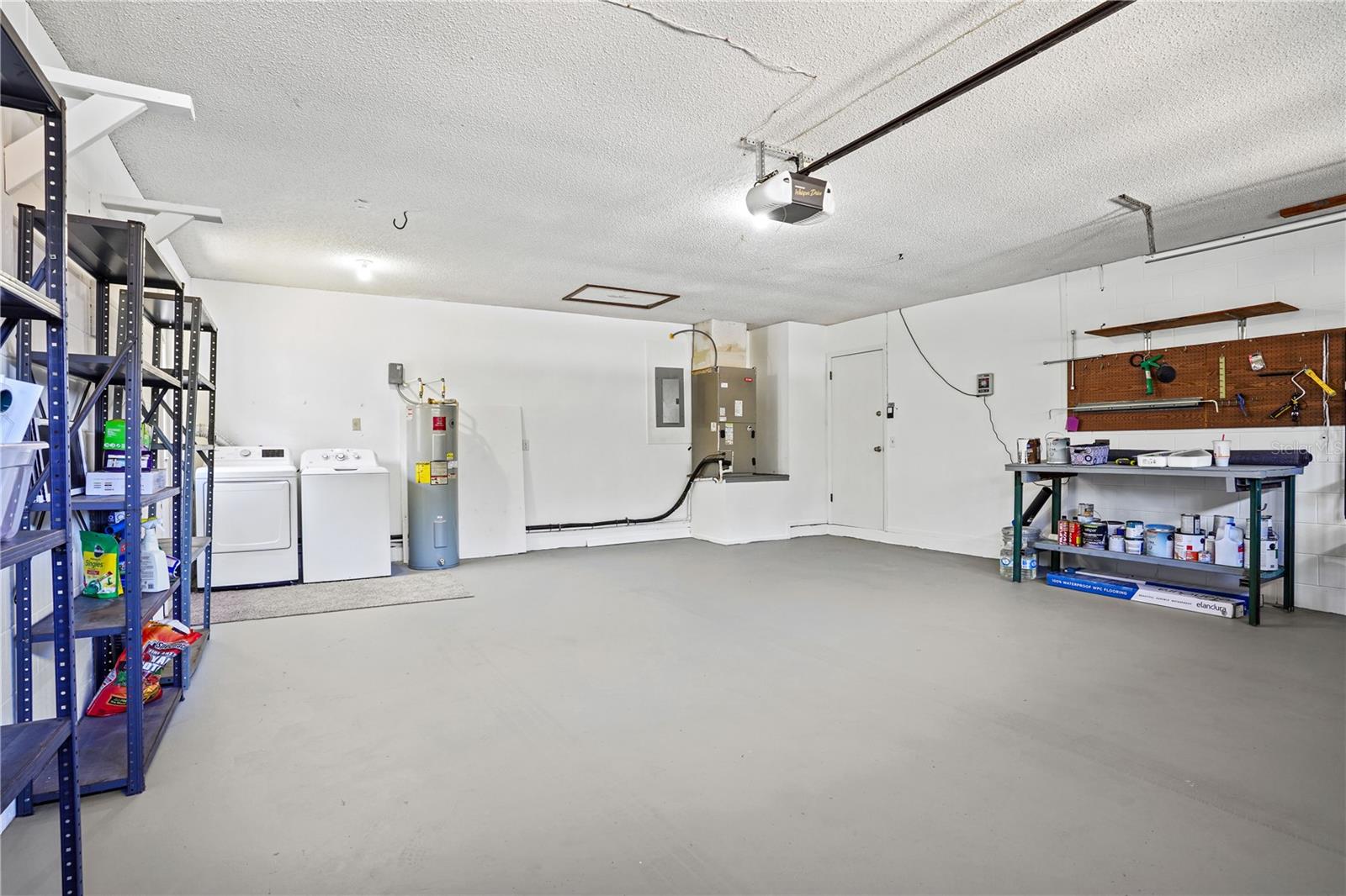 Image 41 of 47 For 4146 Thomassa Court