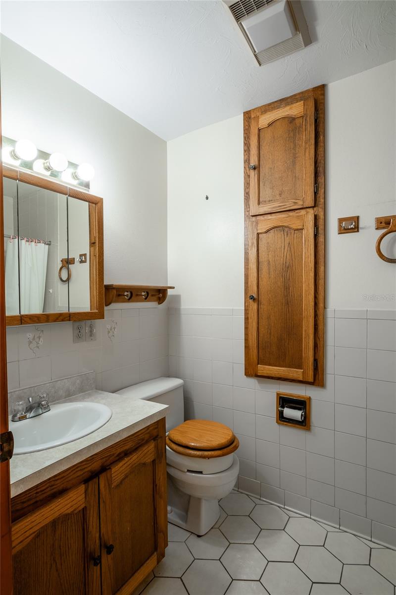 Image 20 of 29 For 2626 Mcdonald Terrace