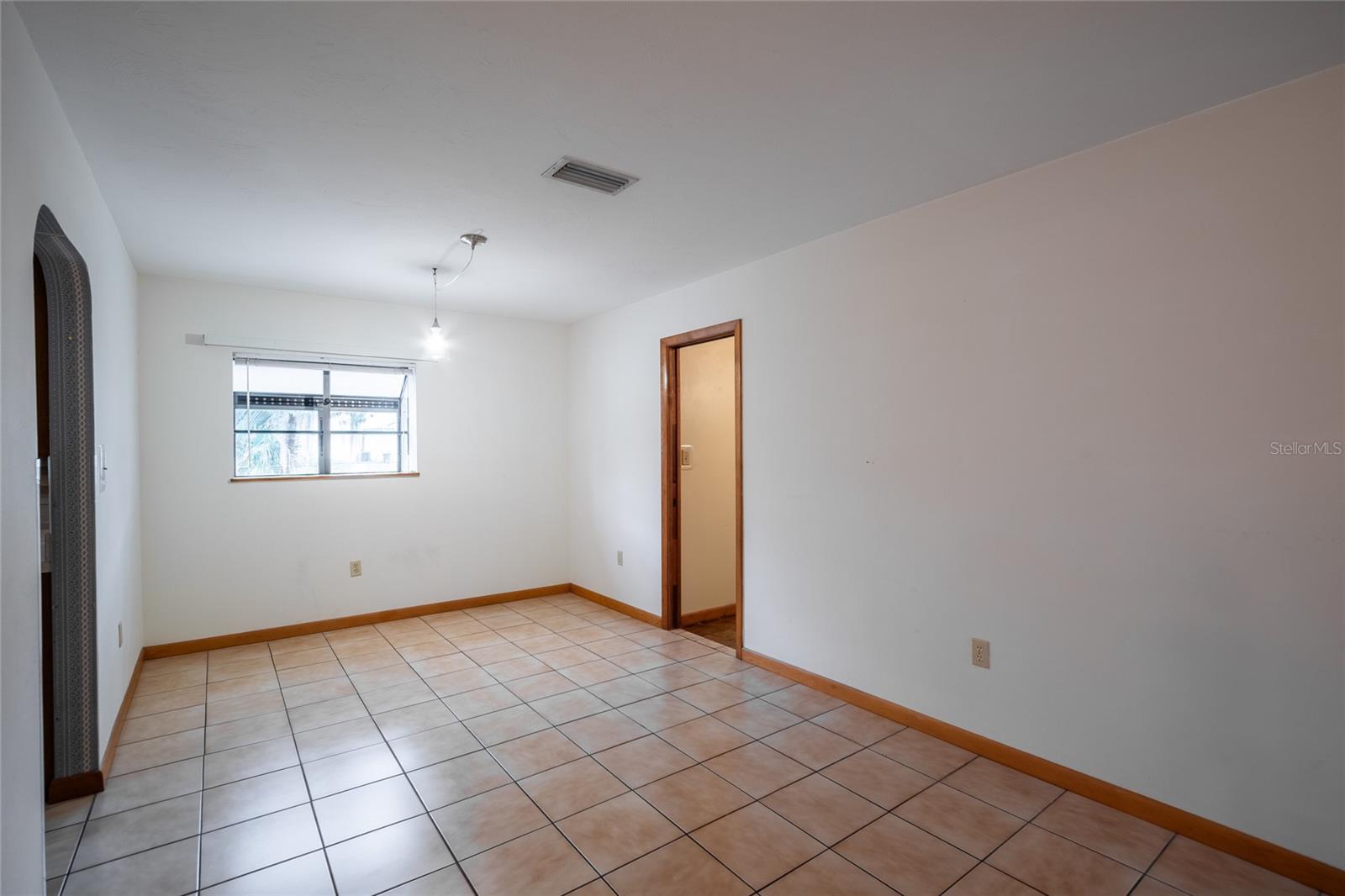 Image 5 of 29 For 2626 Mcdonald Terrace