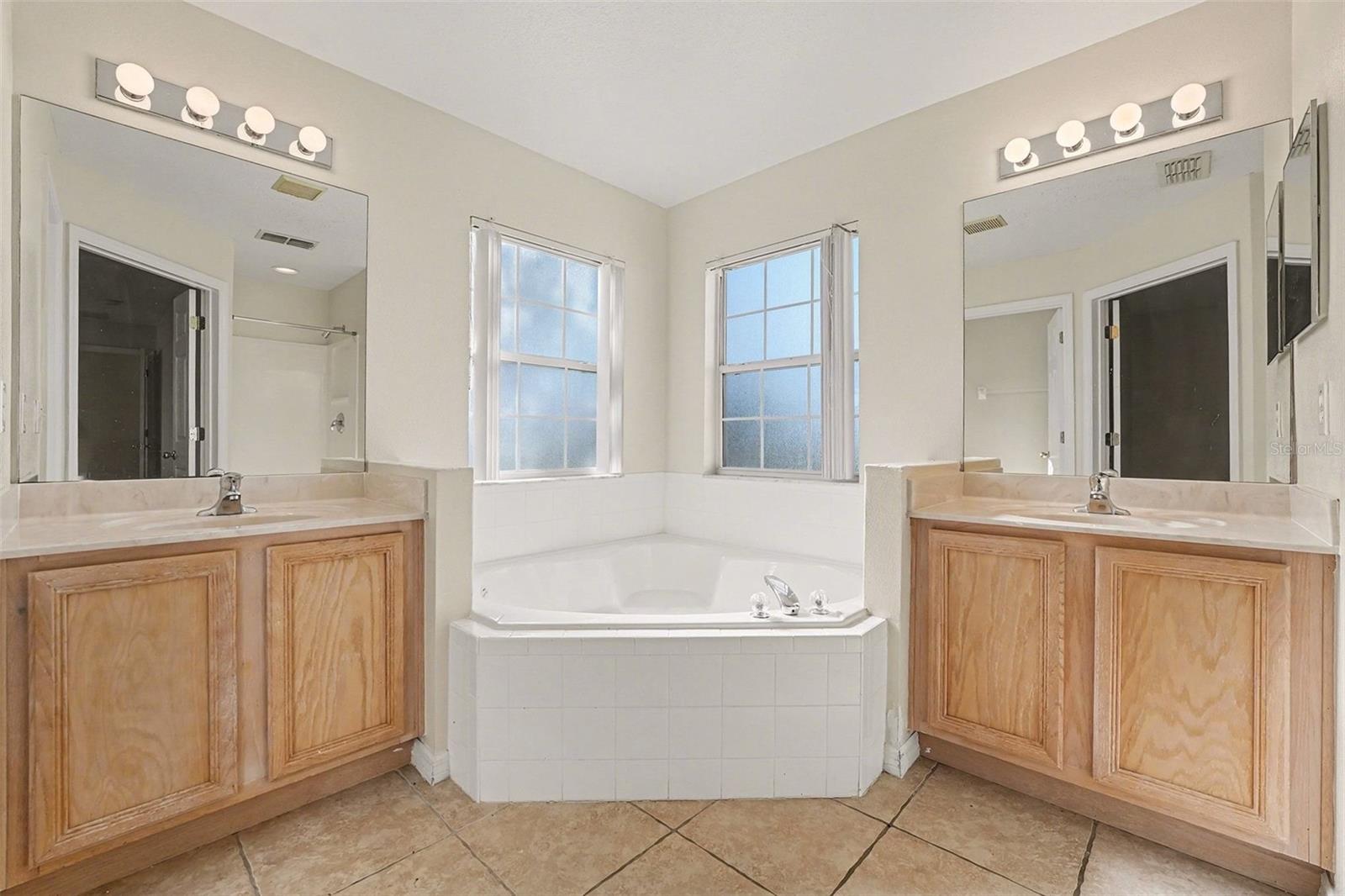 Image 14 of 34 For 8520 La Isla Drive