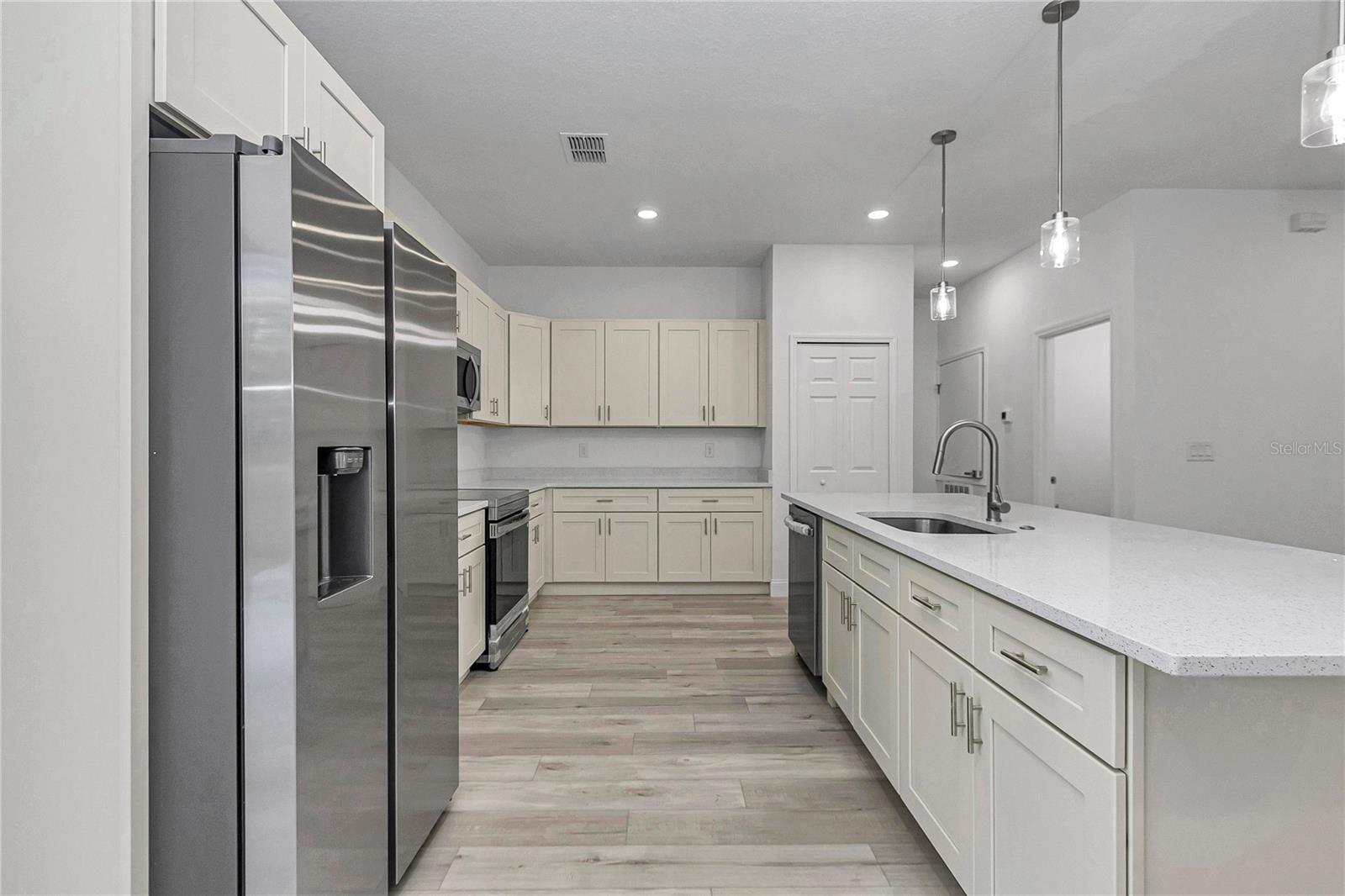 Image 14 of 45 For 8294 Downer Way