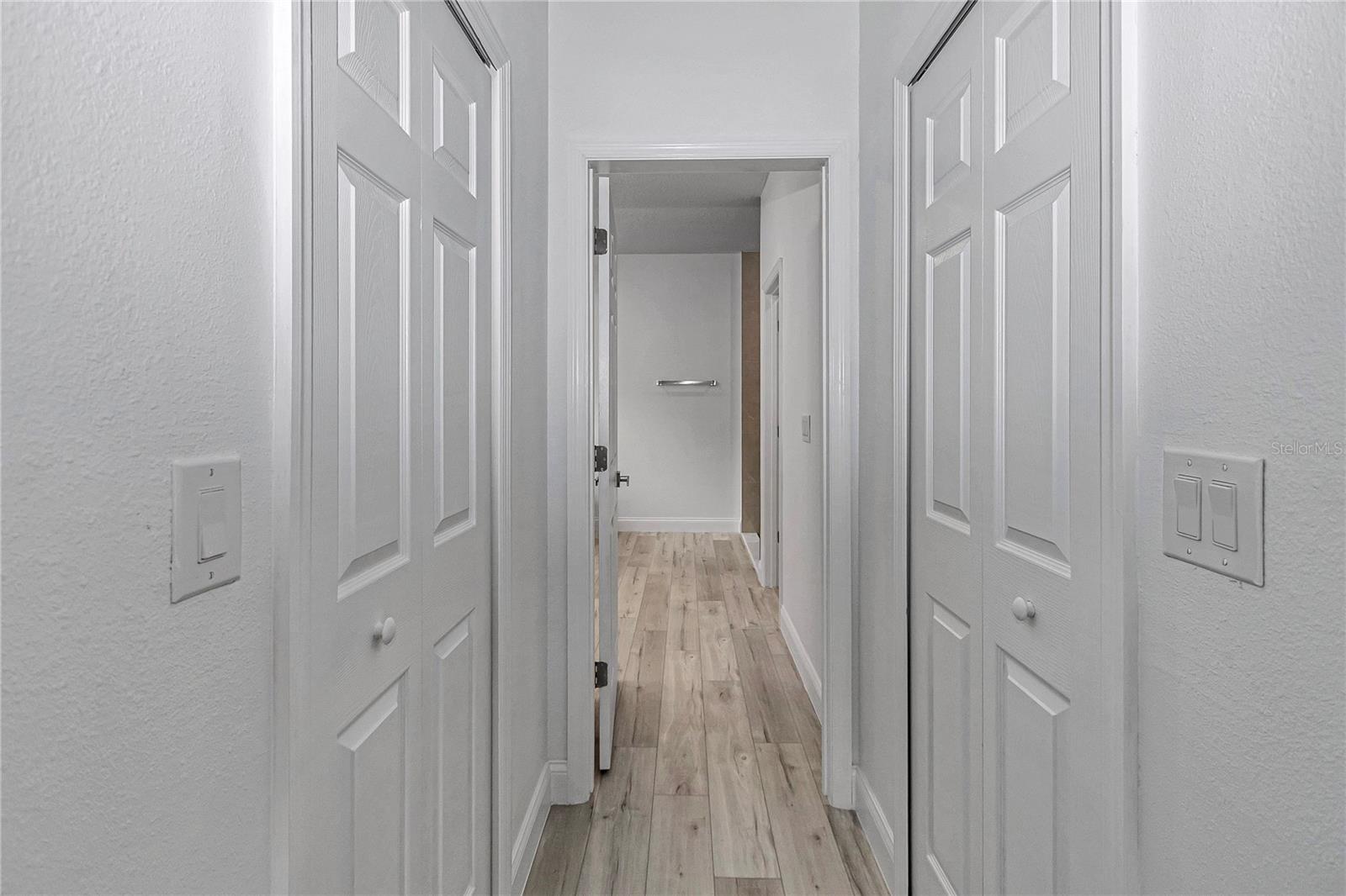 Image 18 of 45 For 8294 Downer Way